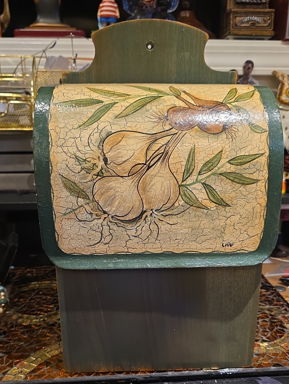 Vintage Green and Cream Garlic Wall Mail Holder